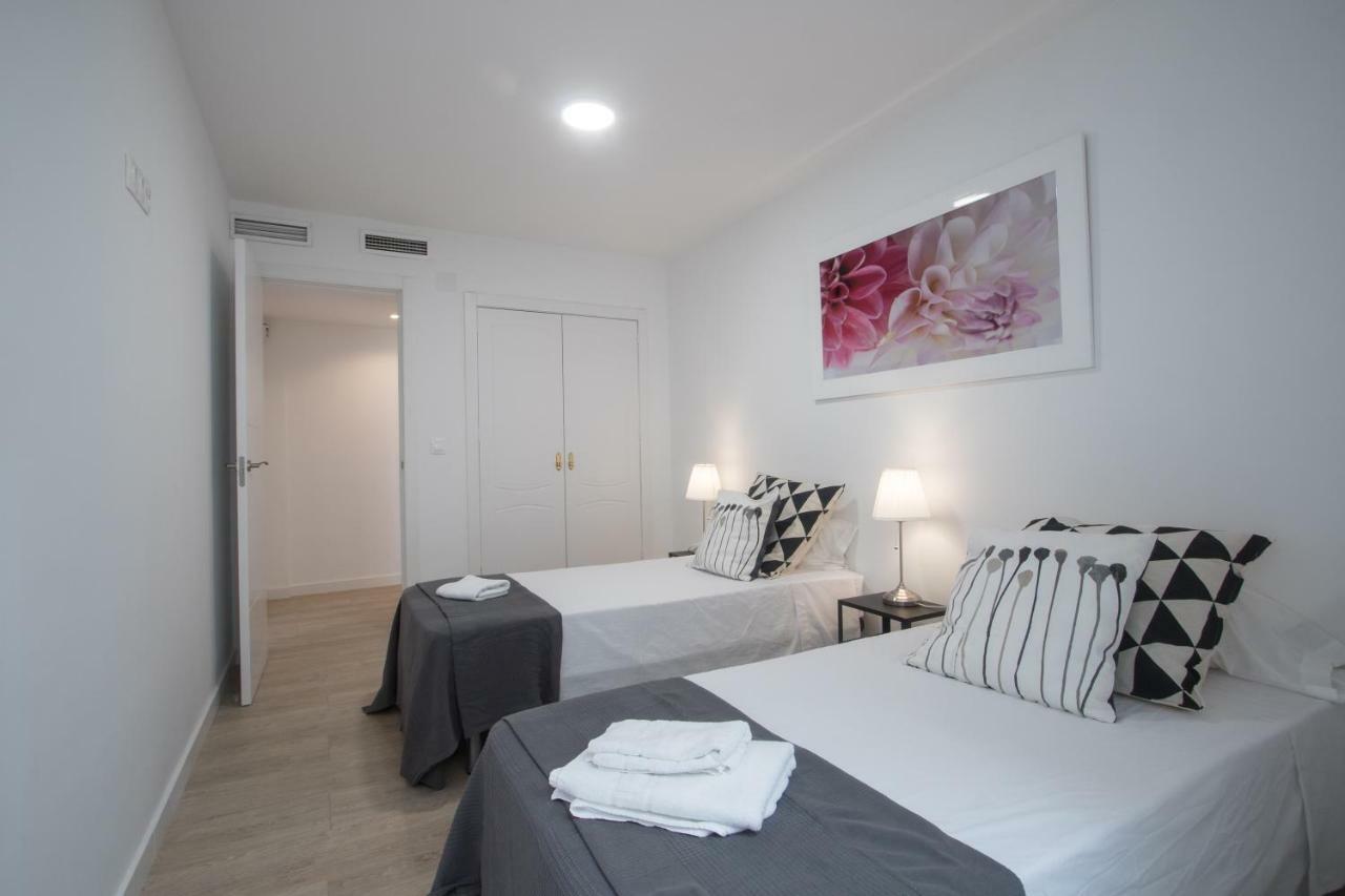 Stylish *New* Apartment In Alicante W/ 4 Bedrooms Экстерьер фото